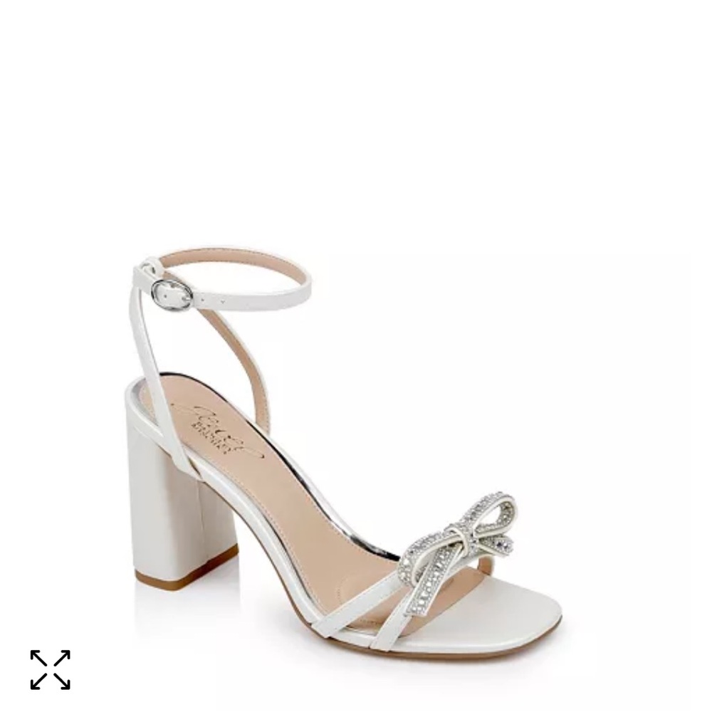 Badgley Mischka Block Heel 6 Bow